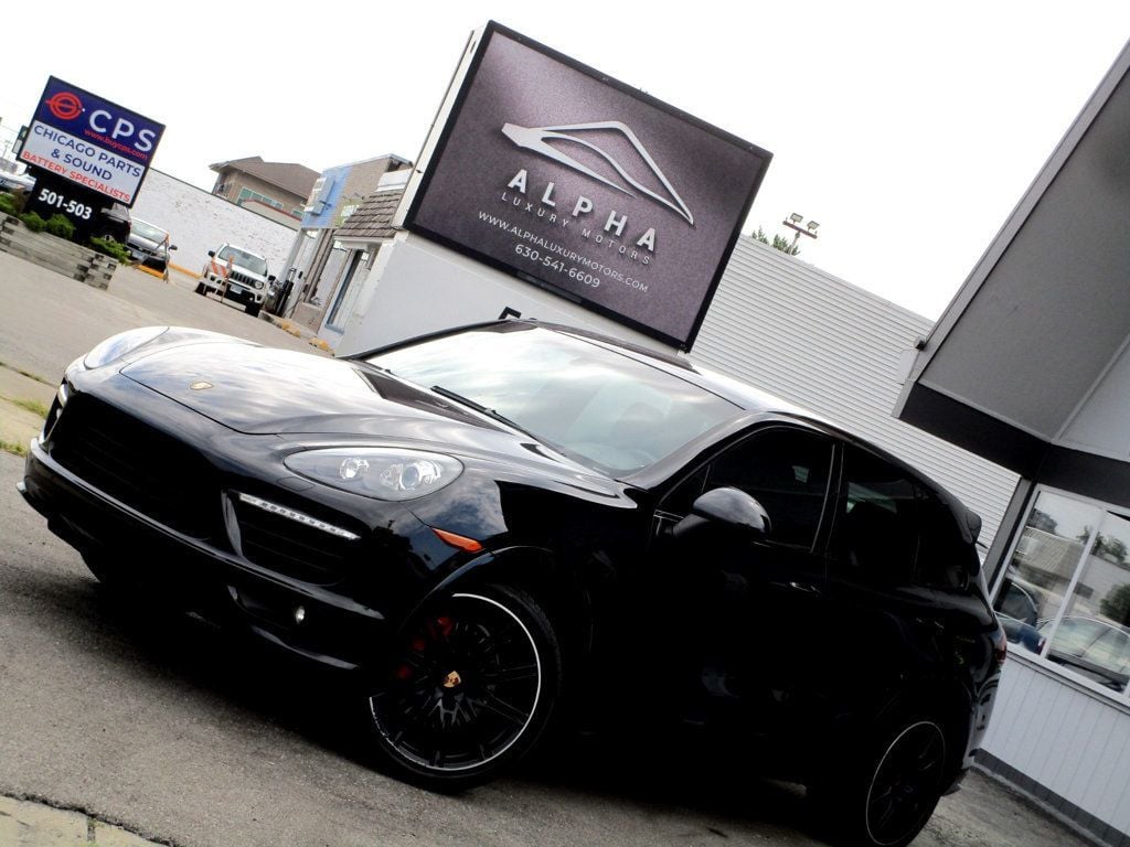 2013 Porsche Cayenne AWD 4dr GTS - 23076132 - 40