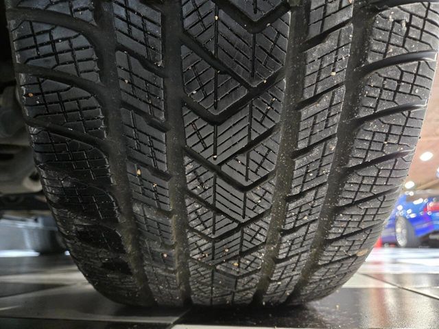 2013 Porsche Cayenne AWD 4dr GTS - 22958109 - 19