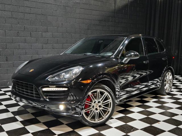 2013 Porsche Cayenne AWD 4dr GTS - 22958109 - 2