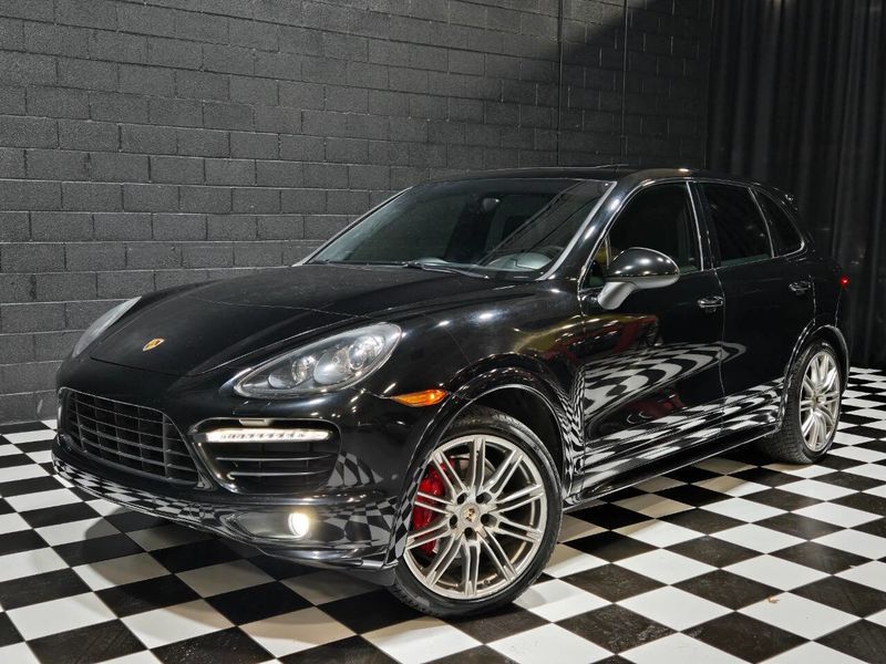 2013 Porsche Cayenne AWD 4dr GTS - 22958109 - 2