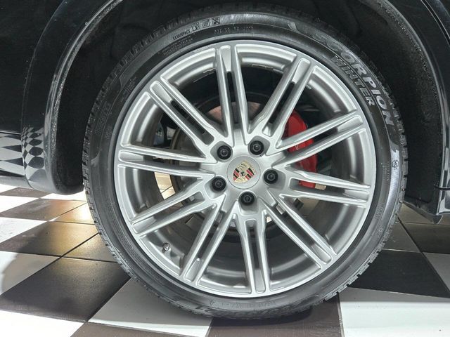 2013 Porsche Cayenne AWD 4dr GTS - 22958109 - 36