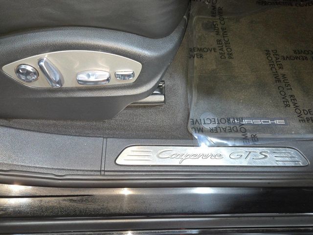 2013 Porsche Cayenne AWD 4dr GTS - 22958109 - 50
