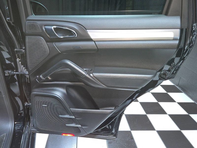 2013 Porsche Cayenne AWD 4dr GTS - 22958109 - 53