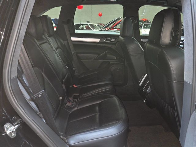 2013 Porsche Cayenne AWD 4dr GTS - 22958109 - 55