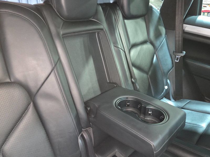 2013 Porsche Cayenne AWD 4dr GTS - 22958109 - 57