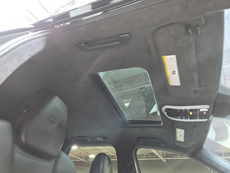 2013 Porsche Cayenne AWD 4dr GTS - 22958109 - 91