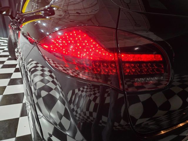 2013 Porsche Cayenne AWD 4dr GTS - 22958109 - 96