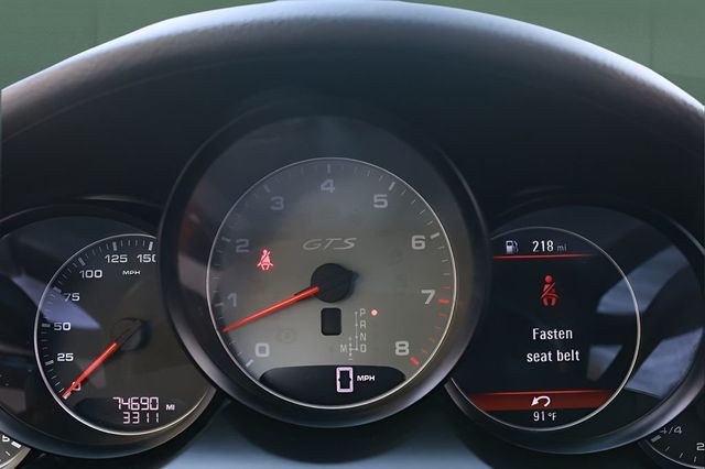 2013 Porsche Cayenne AWD 4dr GTS - 23028587 - 42