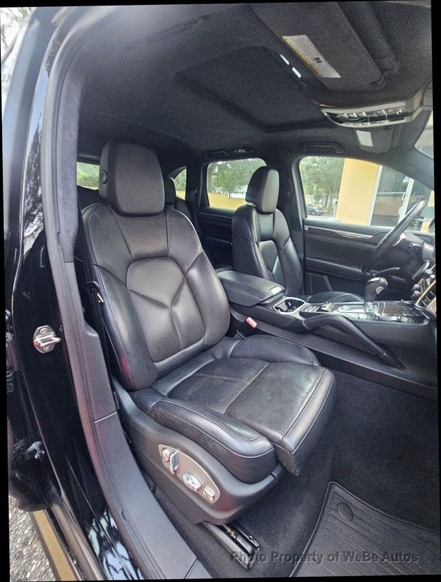 2013 Porsche Cayenne AWD 4dr GTS - 22929736 - 10