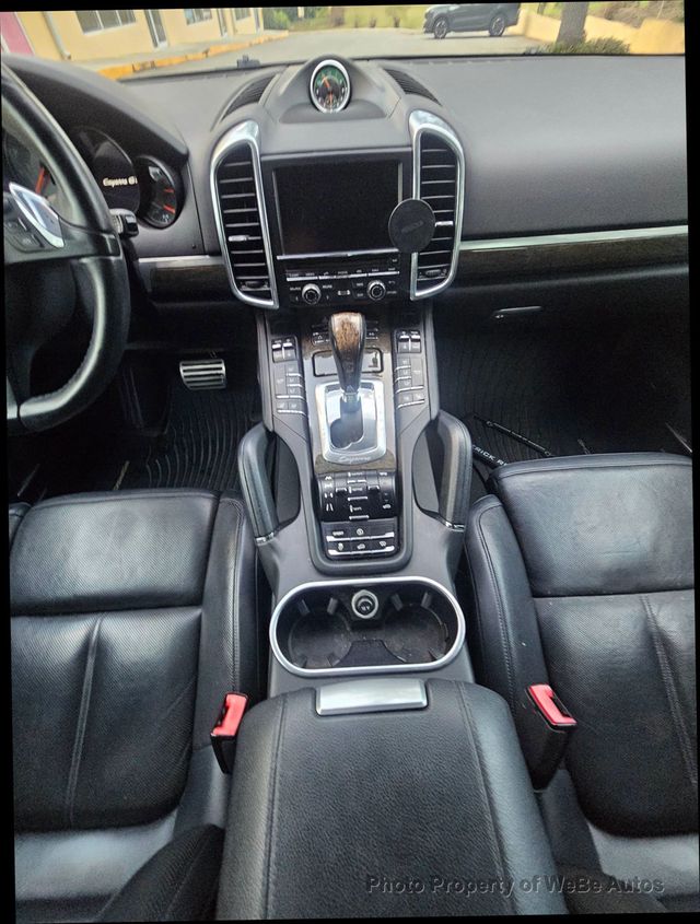 2013 Porsche Cayenne AWD 4dr GTS - 22929736 - 12