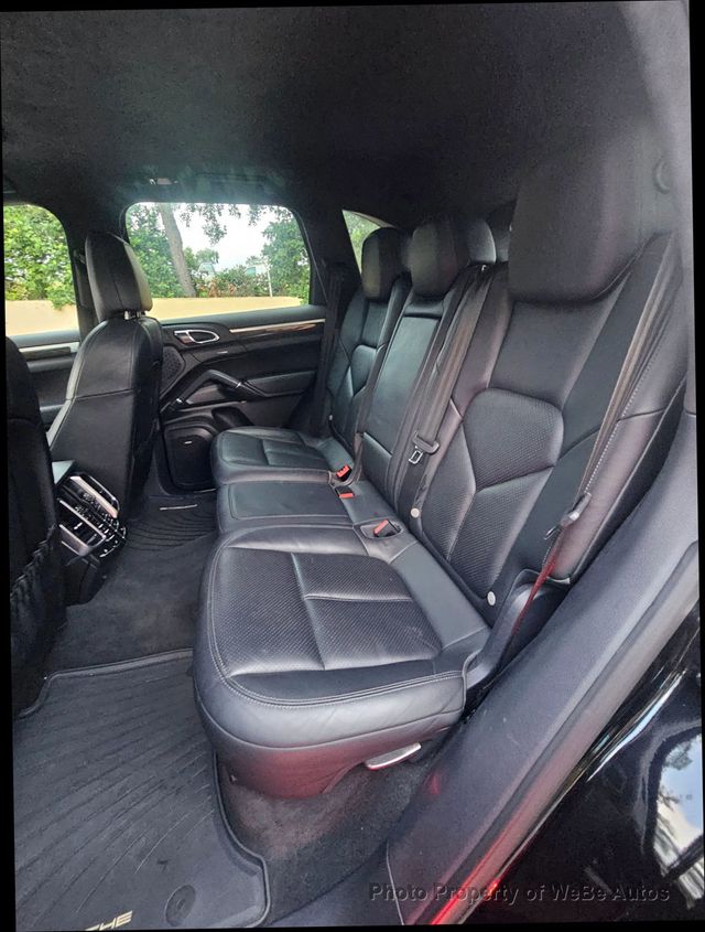 2013 Porsche Cayenne AWD 4dr GTS - 22929736 - 17