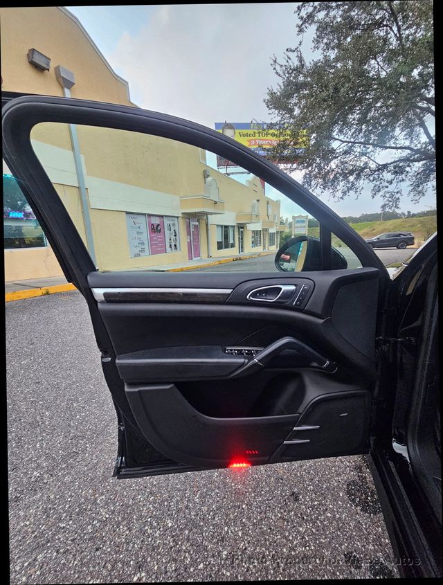2013 Porsche Cayenne AWD 4dr GTS - 22929736 - 22