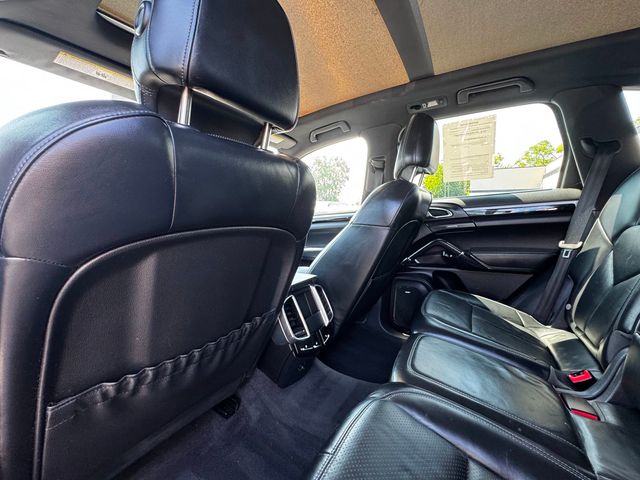 2013 Porsche Cayenne AWD 4dr S - 23034467 - 12