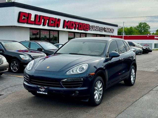 2013 Porsche Cayenne Base Trim - 23025609 - 0