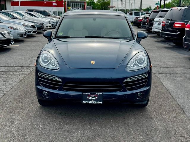 2013 Porsche Cayenne Base Trim - 23025609 - 1
