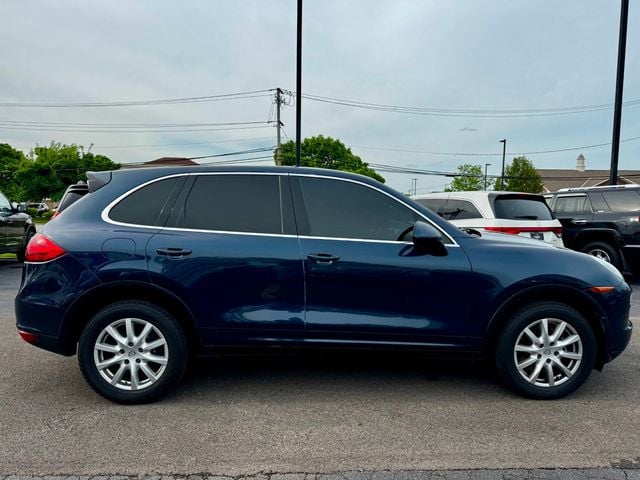 2013 Porsche Cayenne Base Trim - 23025609 - 3