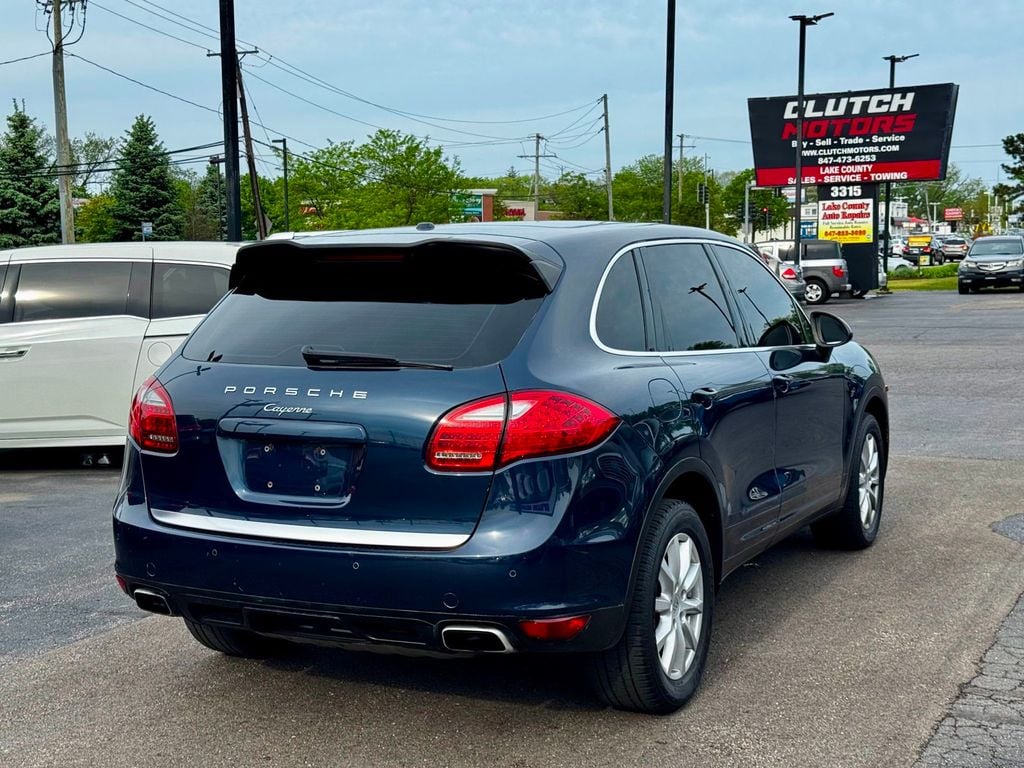 2013 Porsche Cayenne Base Trim - 23025609 - 4