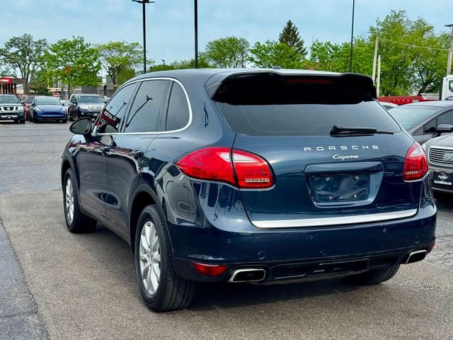 2013 Porsche Cayenne Base Trim - 23025609 - 6