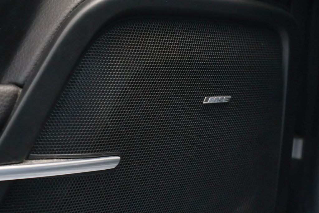 2013 Porsche Cayenne GTS photo 27