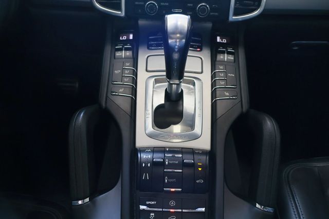 2013 Porsche Cayenne CAYENNE GTS, QUAD EXHAUST, NAVI, SPOILER, BLUETOOTH, 21" WHEELS! - 22906720 - 40