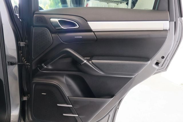 2013 Porsche Cayenne CAYENNE GTS, QUAD EXHAUST, NAVI, SPOILER, BLUETOOTH, 21" WHEELS! - 22906720 - 52