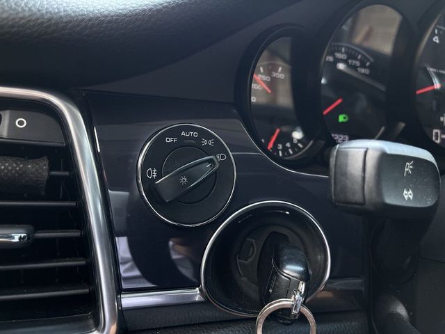 2013 Porsche Panamera 2 - 21469197 - 17