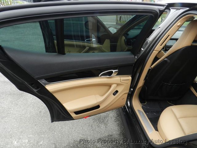 2013 Porsche Panamera 4dr Hatchback 4 Platinum Edition - 20142485 - 16