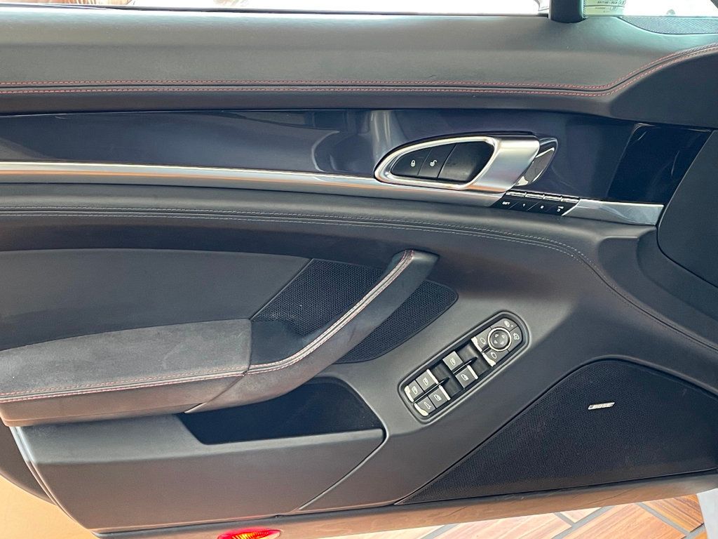 2013 Porsche Panamera 4dr Hatchback GTS - 23009250 - 15