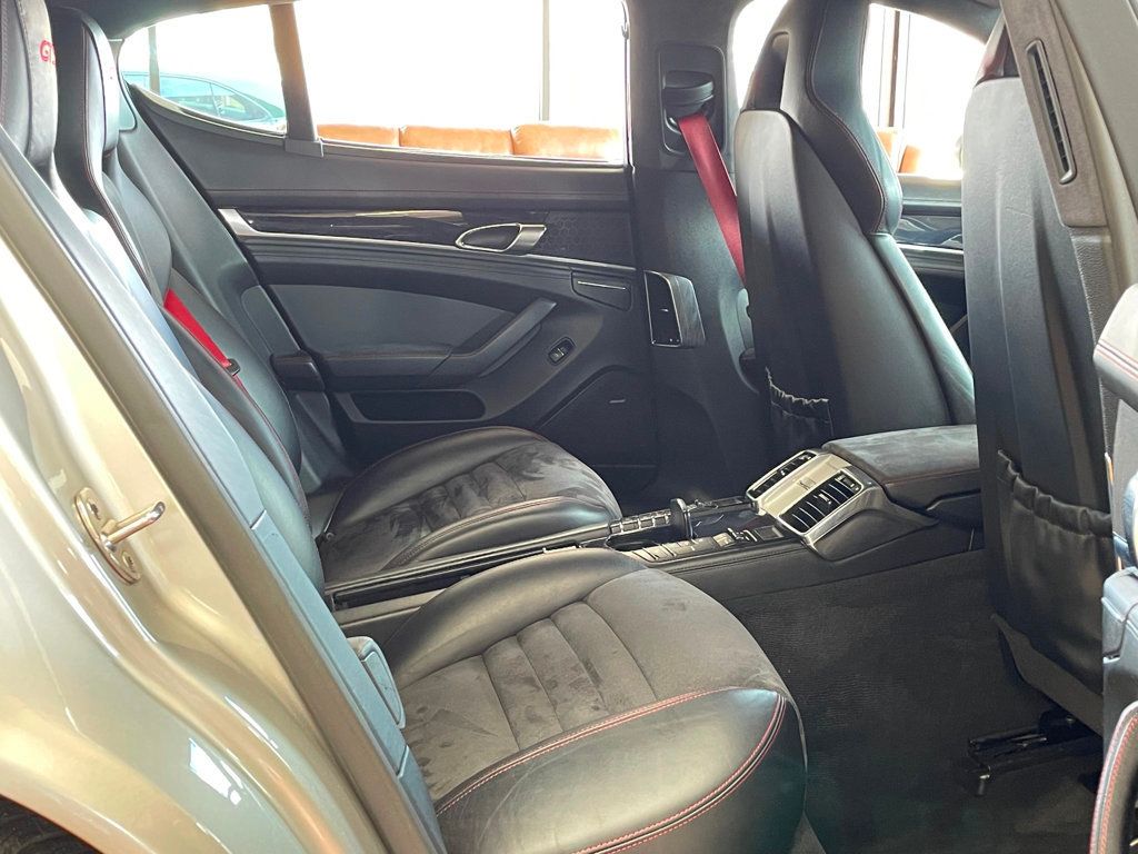 2013 Porsche Panamera 4dr Hatchback GTS - 23009250 - 25