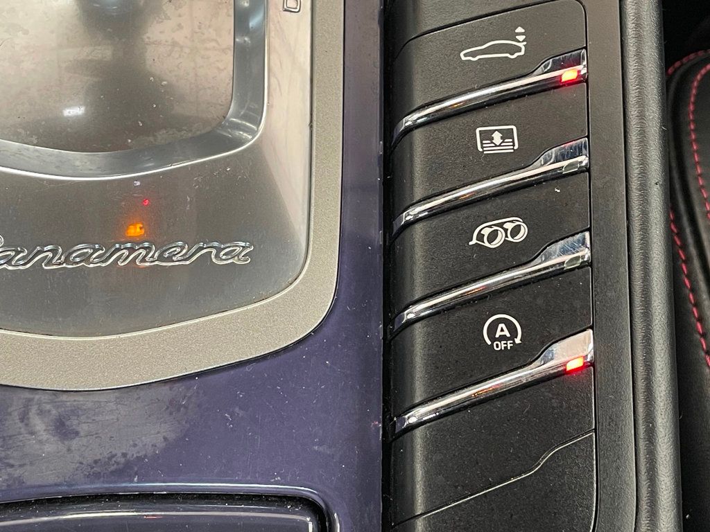 2013 Porsche Panamera 4dr Hatchback GTS - 23009250 - 37