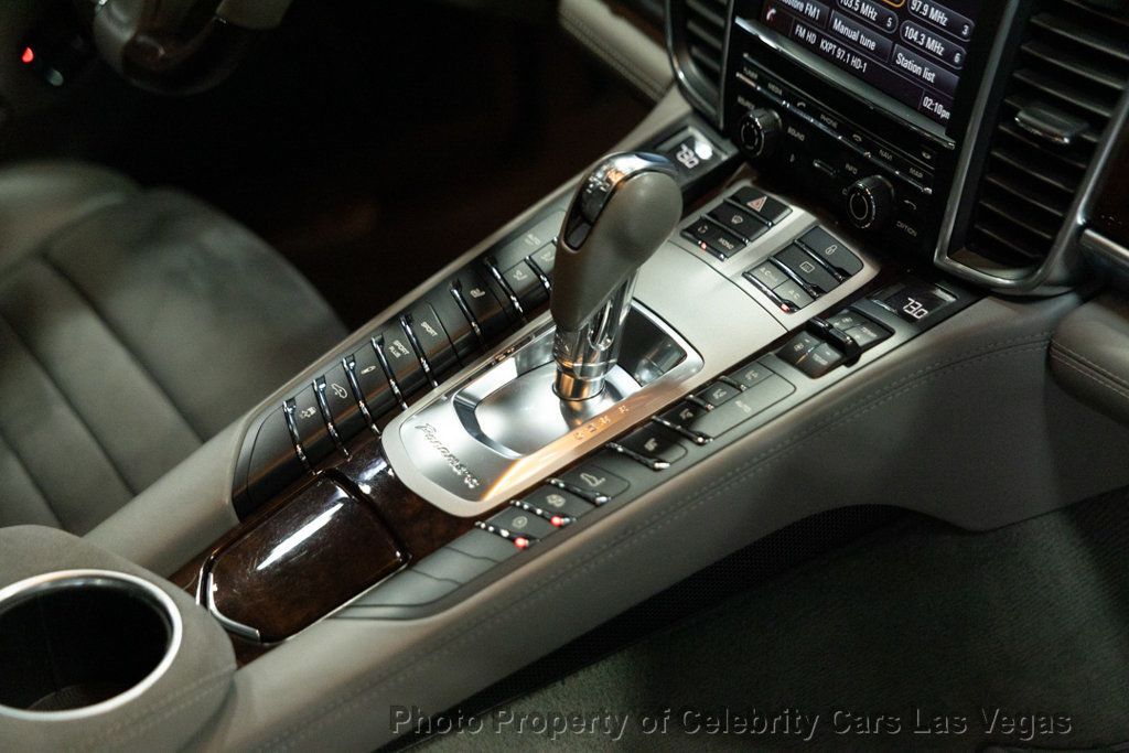 2013 Porsche Panamera 4dr Hatchback GTS - 22953934 - 38