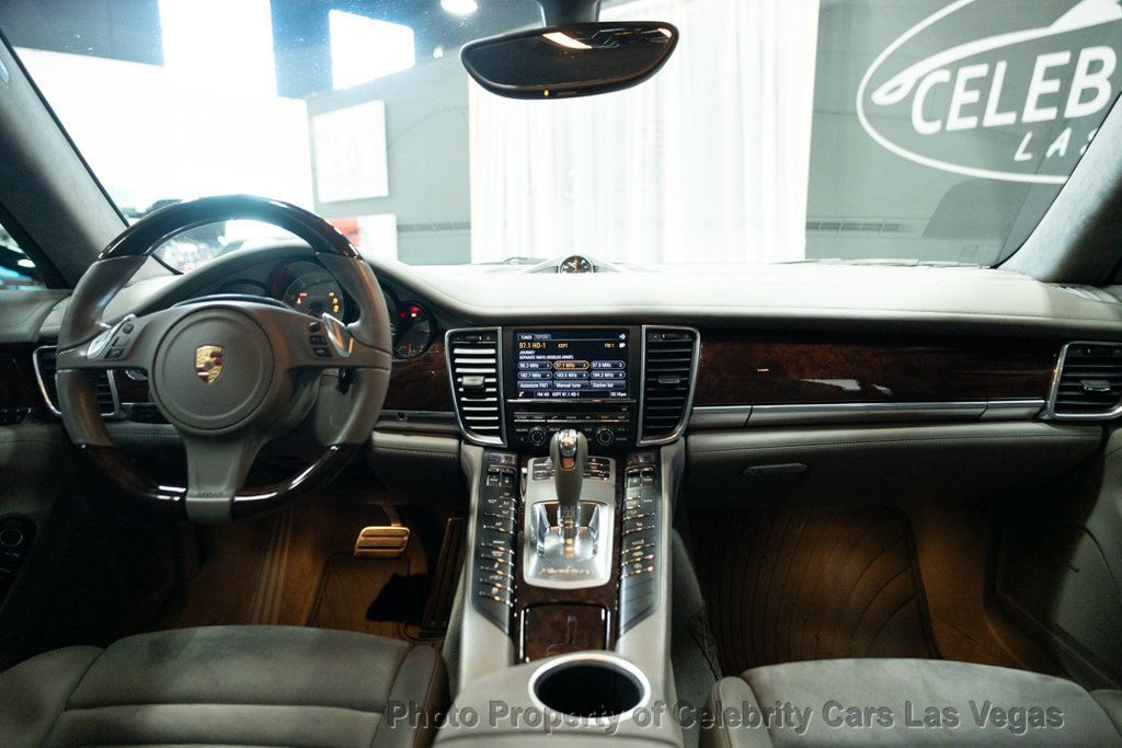 2013 Porsche Panamera 4dr Hatchback GTS - 22953934 - 40