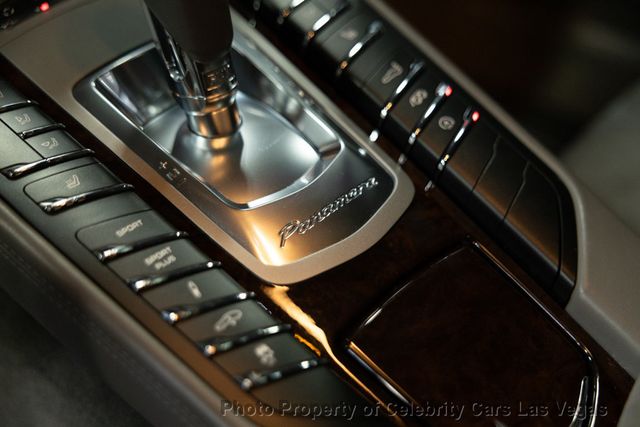 2013 Porsche Panamera 4dr Hatchback GTS - 22953934 - 42