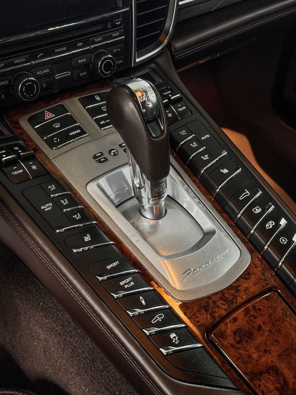 2013 Porsche Panamera V8 TWIN TURBO 500 H.P. AWD - 23086790 - 16
