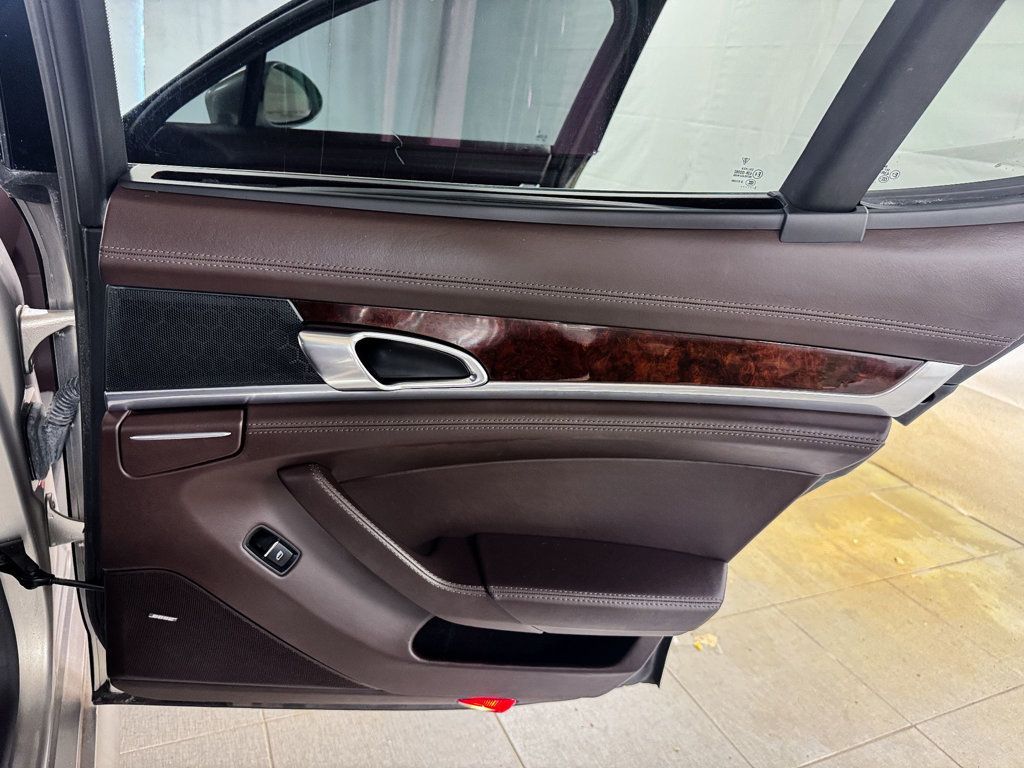 2013 Porsche Panamera V8 TWIN TURBO 500 H.P. AWD - 23086790 - 19