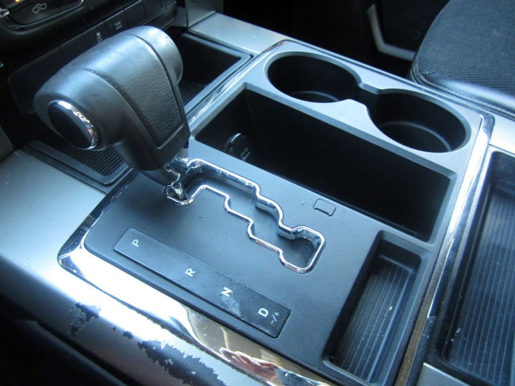 2013 Ram 1500 Sport photo 10