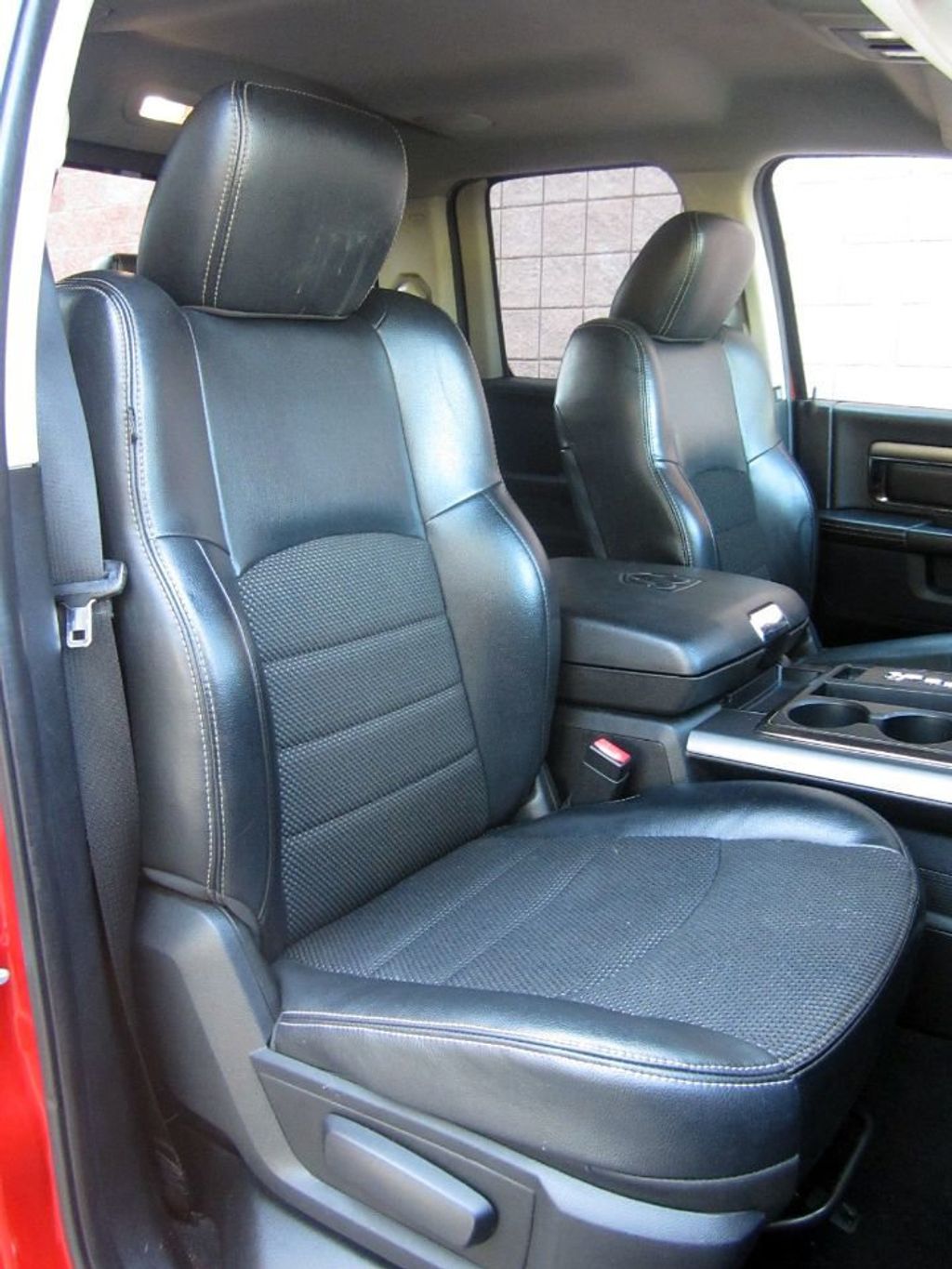 2013 Ram 1500 Sport photo 14