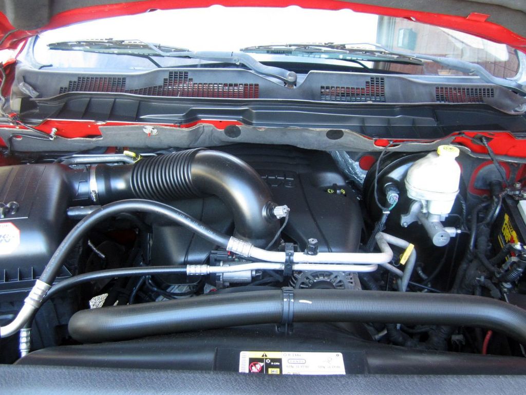 2013 Ram 1500 Sport photo 18