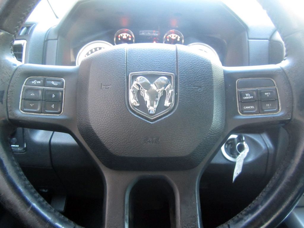 2013 Ram 1500 Sport photo 21