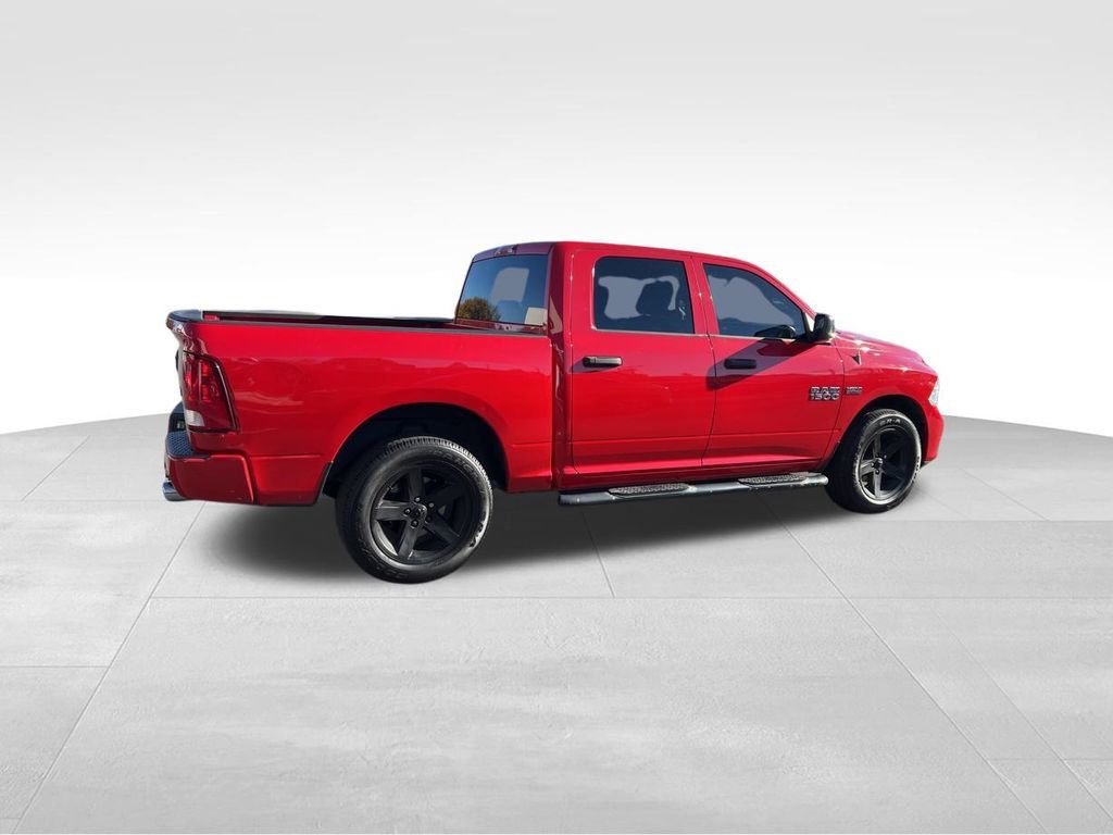 2013 Ram 1500 4WD Crew Cab 140.5" Express - 22638498 - 7