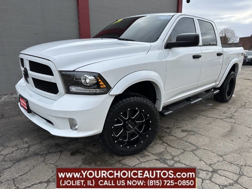 2013 Ram 1500 4WD Crew Cab 140.5" Express - 22770865 - 0