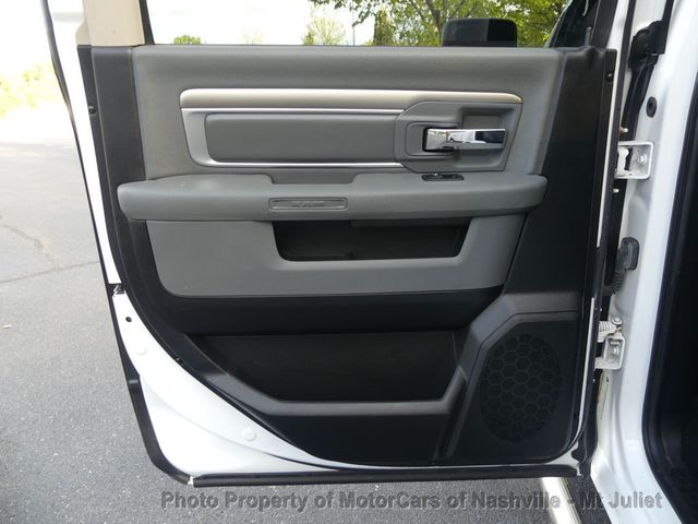2013 Ram 1500 4WD Crew Cab 140.5" SLT - 23085607 - 17