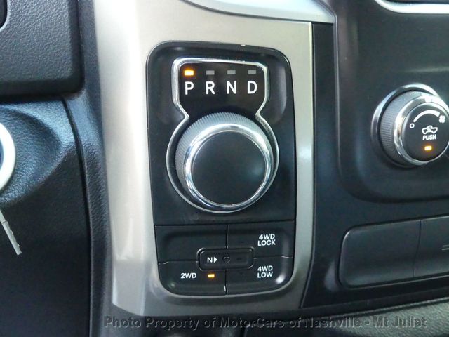 2013 Ram 1500 4WD Crew Cab 140.5" SLT - 23085607 - 35