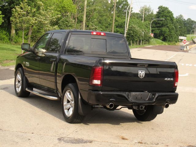 2013 Ram 1500 4WD Crew Cab 140.5" Sport - 22872987 - 11