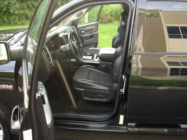 2013 Ram 1500 4WD Crew Cab 140.5" Sport - 22872987 - 16