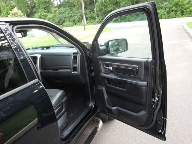 2013 Ram 1500 4WD Crew Cab 140.5" Sport - 22872987 - 22