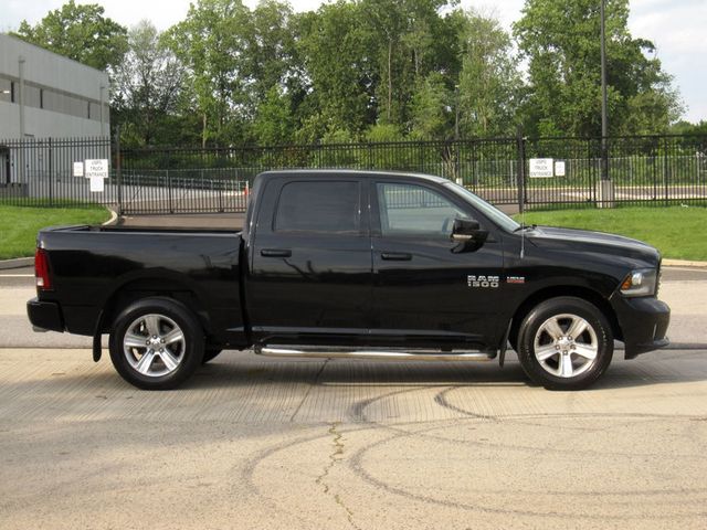 2013 Ram 1500 4WD Crew Cab 140.5" Sport - 22872987 - 8