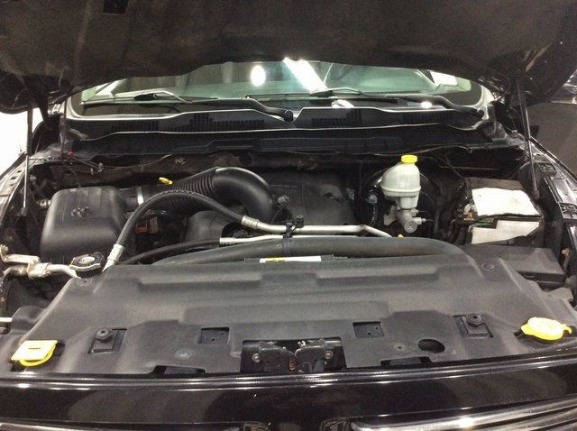 2013 Ram 1500 4WD Crew Cab 140.5" Sport - 22873060 - 28