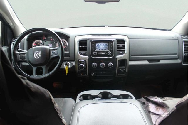 2013 Ram 1500 4WD Quad Cab 140.5" Big Horn - 23008692 - 4