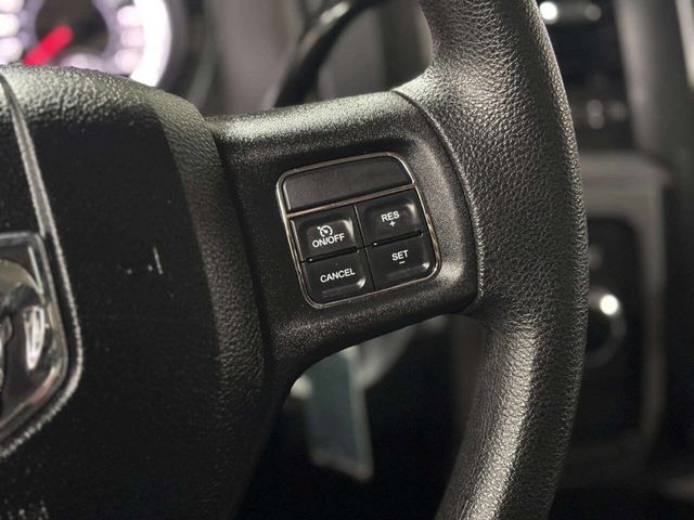 2013 Ram 1500 4WD Quad Cab 140.5" Express - 22976385 - 28